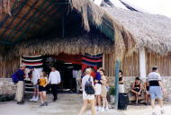 途中に立ち寄ったお土産屋さん